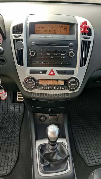 Kia pro_cee`d 
