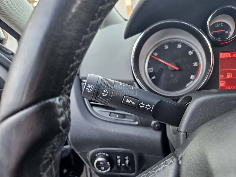 Opel Zafira O D L I C N A