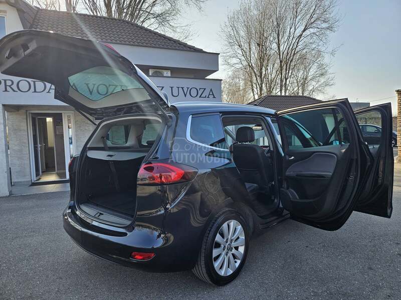 Opel Zafira O D L I C N A