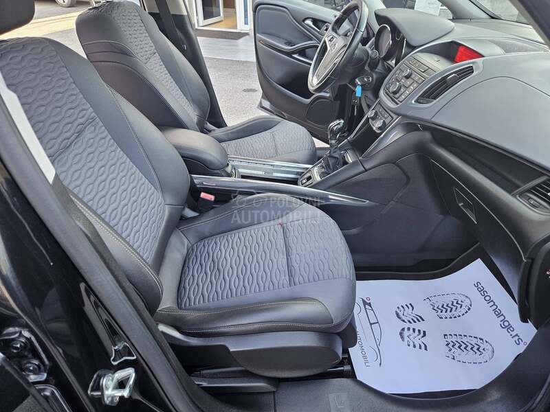 Opel Zafira O D L I C N A