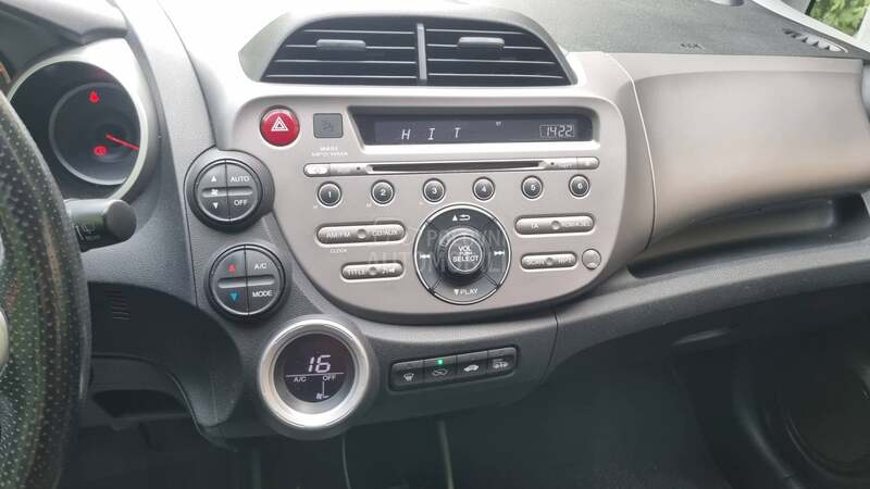 Honda Jazz 1.4 Executive Pano