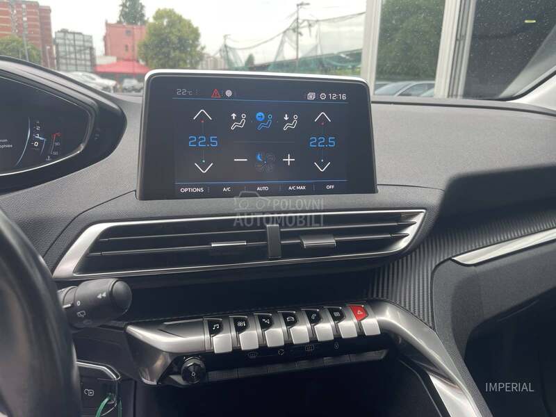 Peugeot 3008 1.2 B