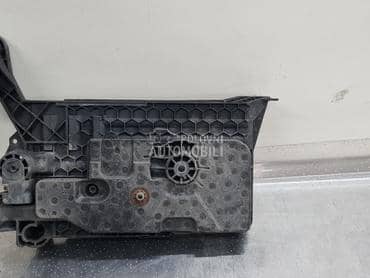 Nosac akumulatora za Audi A3