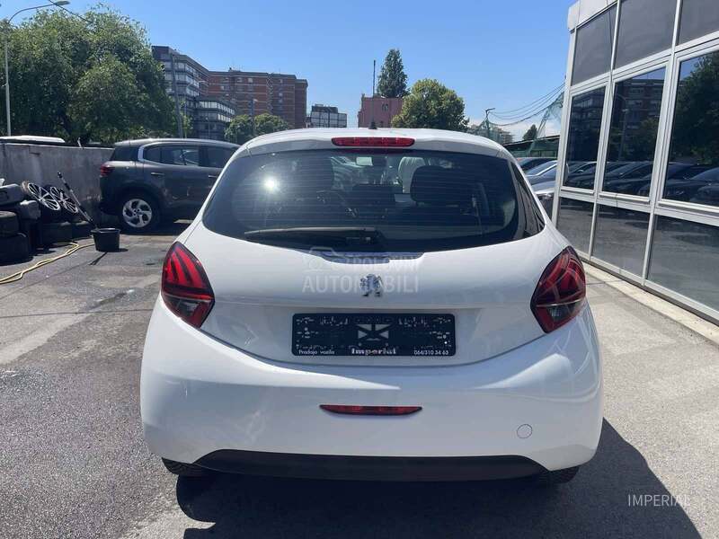 Peugeot 208 1.5 Hdi
