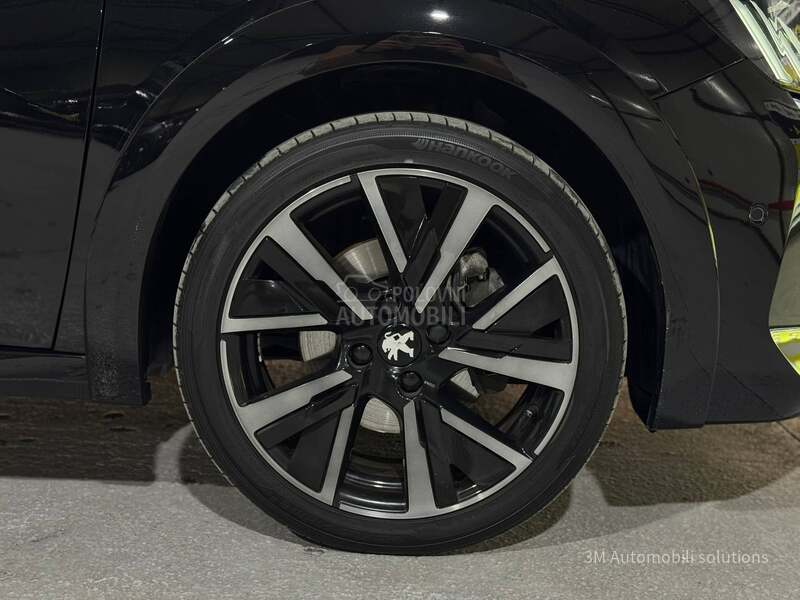 Peugeot 208 GT-Line/Black/Led