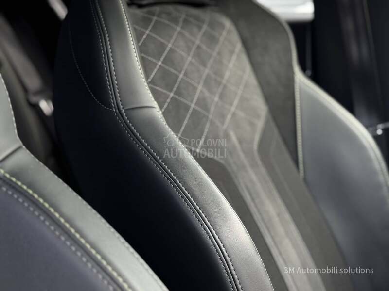 Peugeot 208 GT-Line/Black/Led
