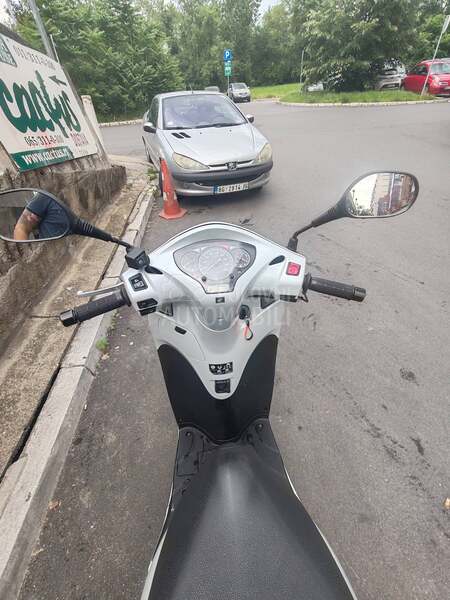 Honda SH 300 abs