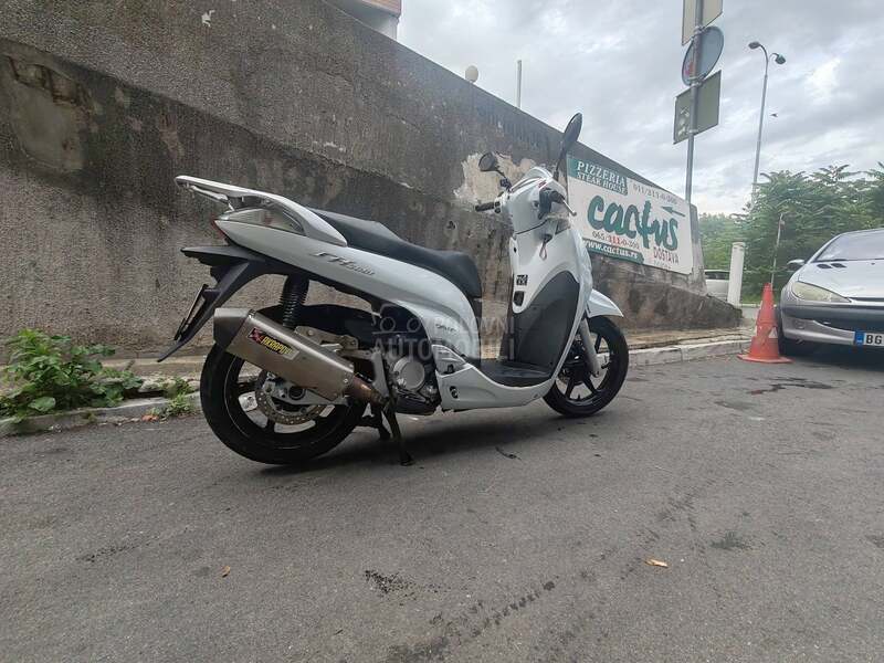 Honda SH 300 abs