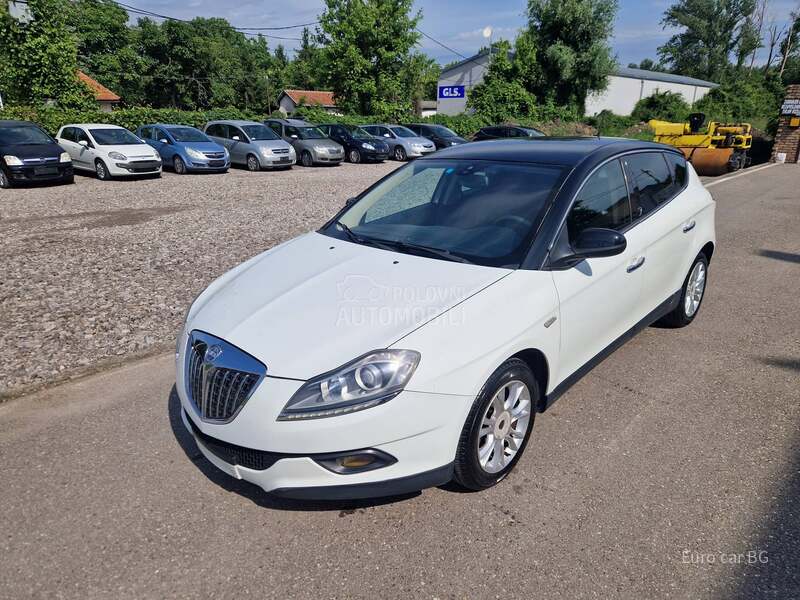 Lancia Delta ZA TRGOVCE  F U L