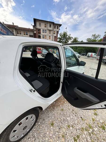 Hyundai i10 1.1