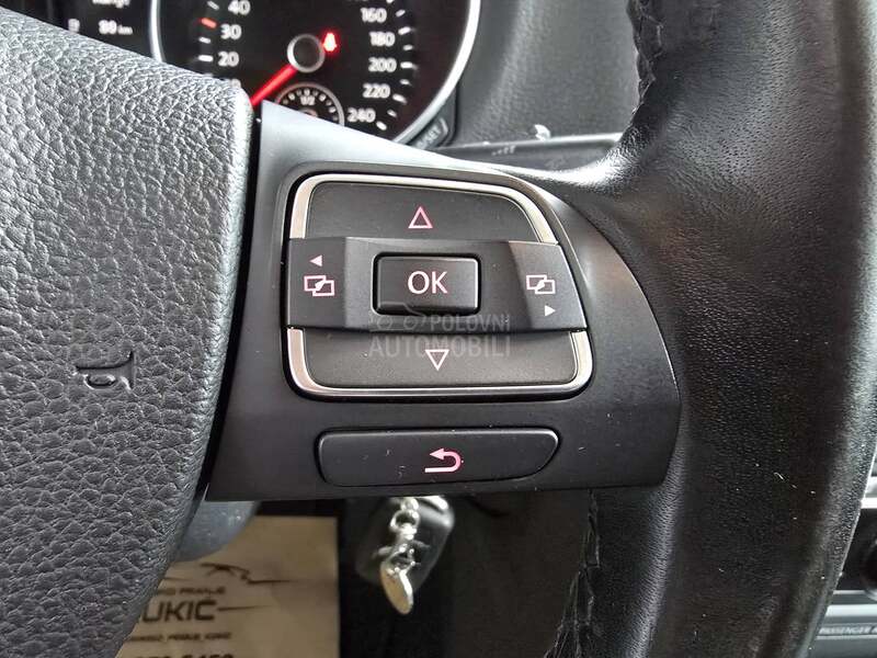 Volkswagen Golf 6 1.6 TDI BLUEMOTION