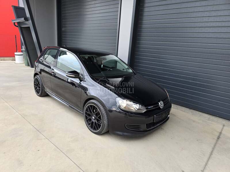 Volkswagen Golf 6 1.6 TDI BLUEMOTION