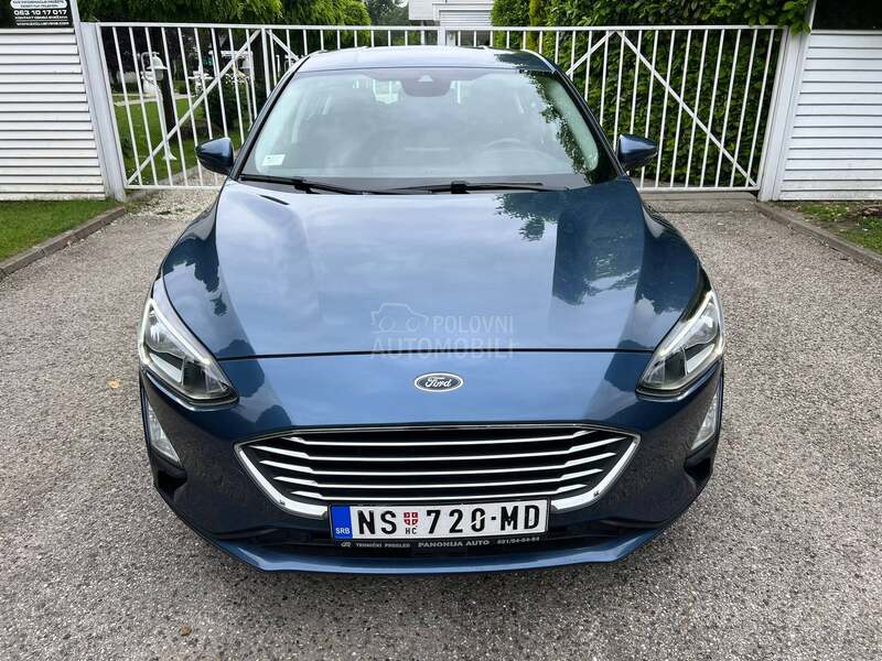 Ford Focus 1.5 L-E-D/N-A-V-I