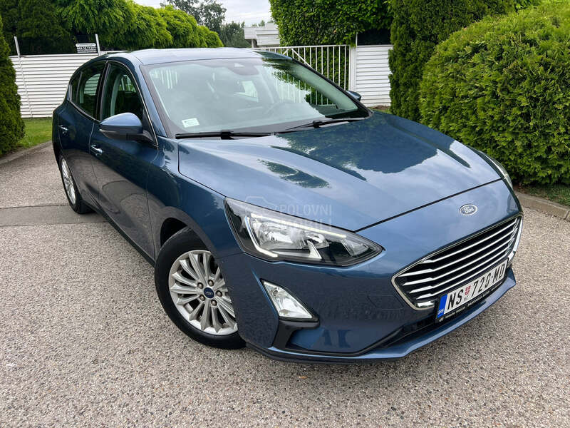 Ford Focus 1.5 L-E-D/N-A-V-I