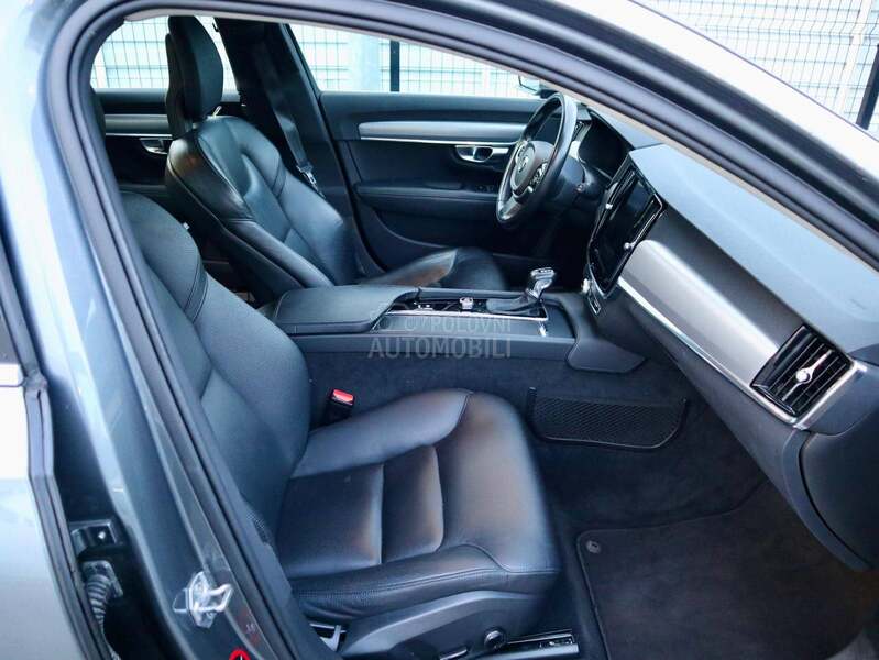 Volvo V90 2.0 D3 Momentum
