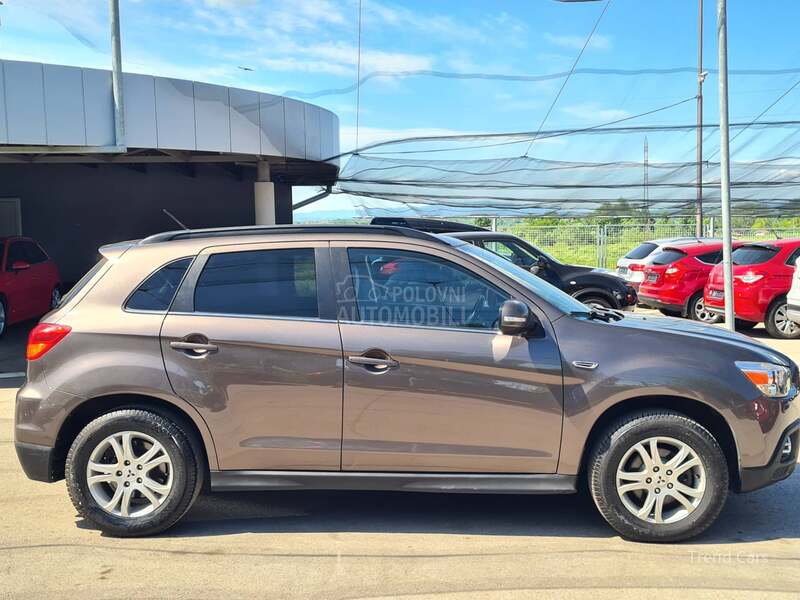 Mitsubishi ASX 1.8 DID N A V I KOZA