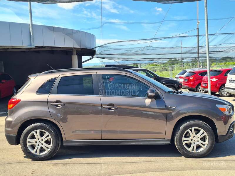 Mitsubishi ASX 1.8 DID N A V I KOZA