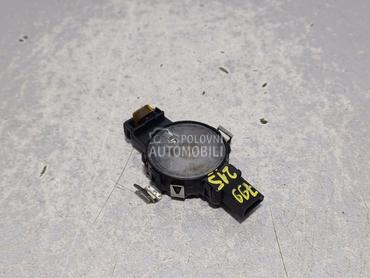 SENZOR ZA KISU za Audi A4