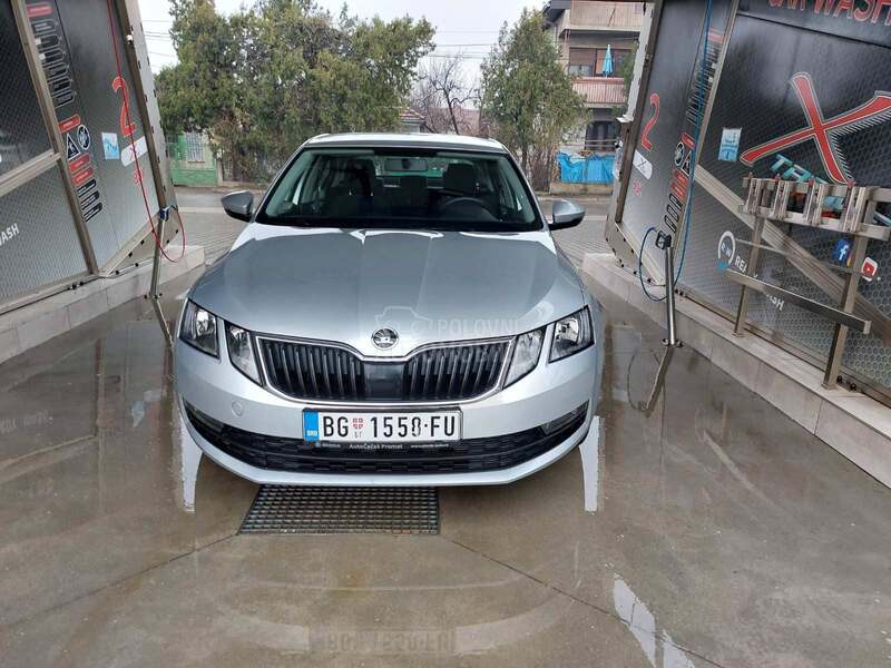Škoda Octavia 1.6 tdi Ambition