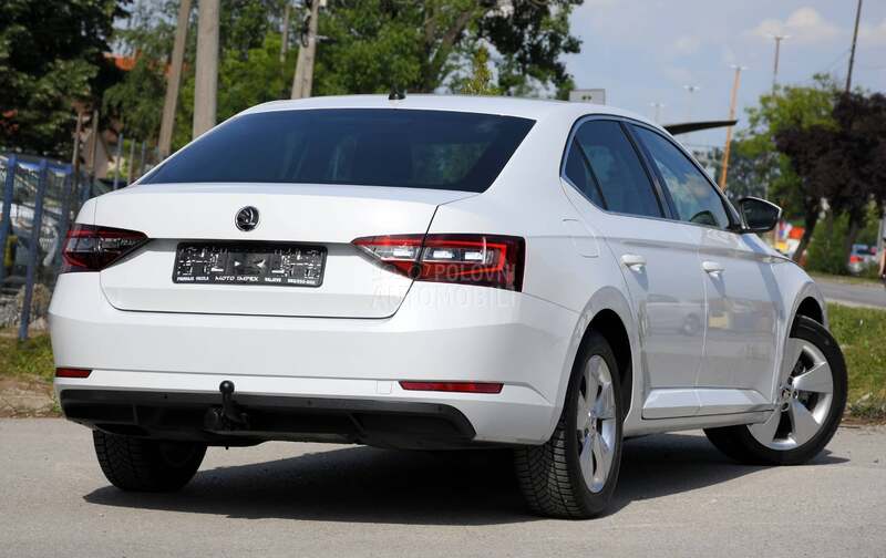 Škoda Superb TDI/LIM/ VRHHUNSKA