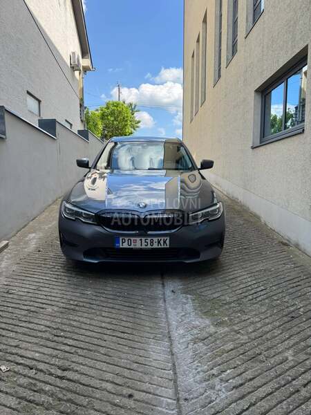BMW 318 