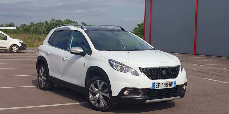 Peugeot 2008 1.6 hdi Allure Pano