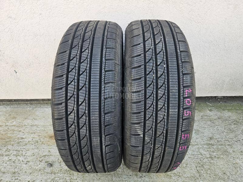 Minerva 205/55 R17 Zimska