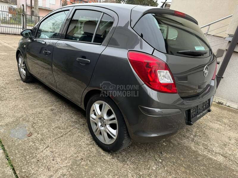 Opel Corsa D 1.3 CDTI COSMO 6 brz