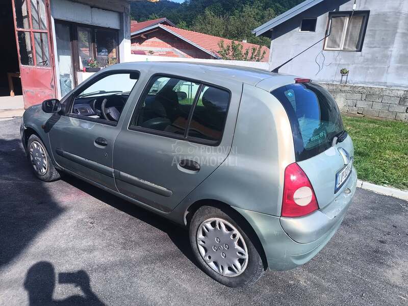 Renault Clio 