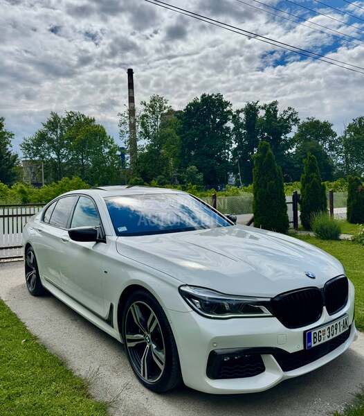 BMW 750 M paket 360 pano