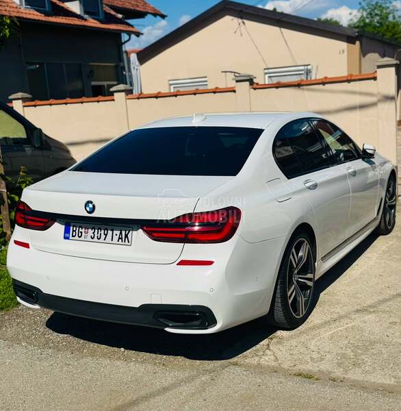 BMW 750 M paket 360 pano