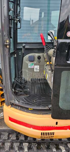 Case CX 22B C  TEZINA 2,6TONA