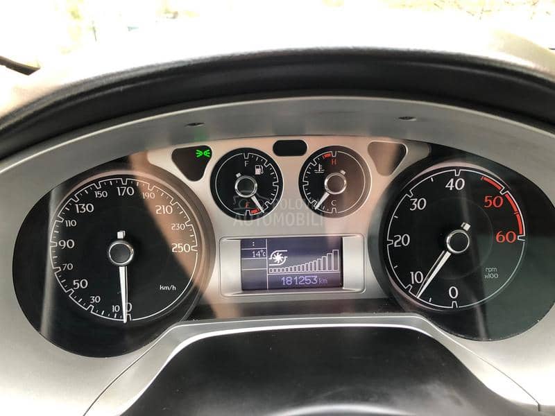 Lancia Delta 1.9 jtd twin turbo