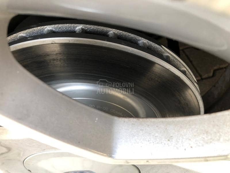 Lancia Delta 1.9 jtd twin turbo