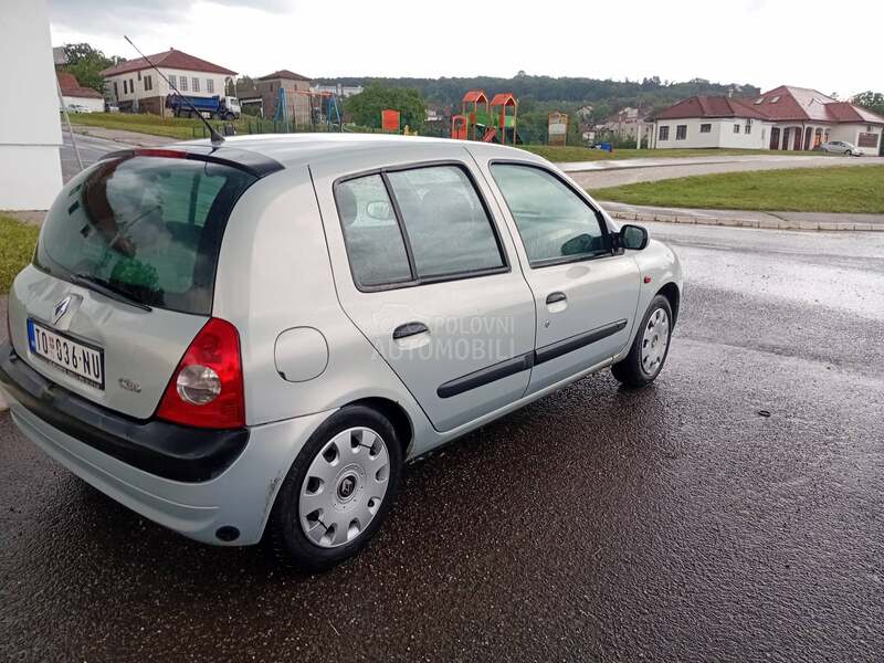 Renault Clio 