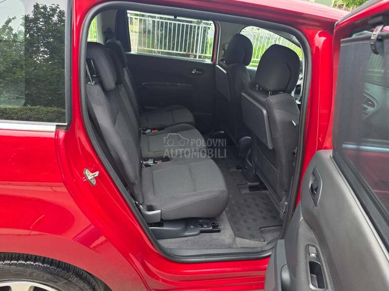 Peugeot 5008 1.6HDI