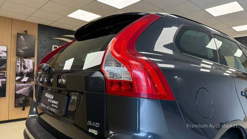 Volvo XC60 //2.4D//N.A.V.I/FUL
