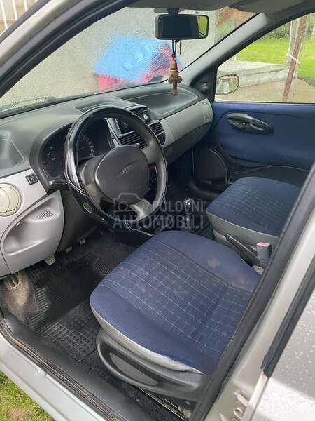 Fiat Punto 1.2 8v