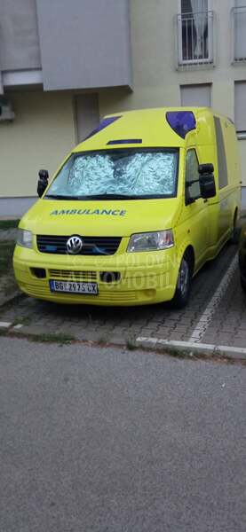 Volkswagen Transporter T5 2.5 TDI