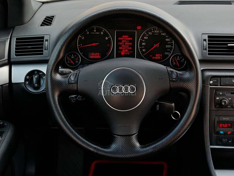 Audi A4 V6 QUATTRO S LINE