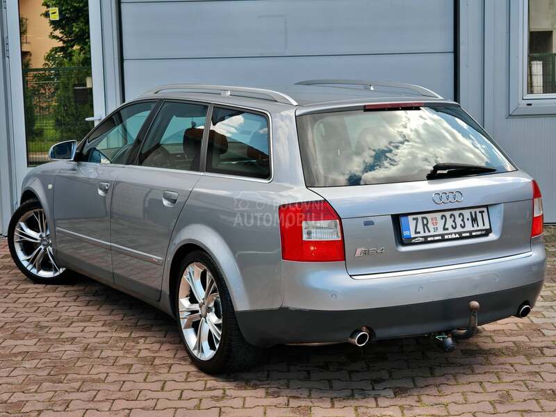 Audi A4 V6 QUATTRO S LINE
