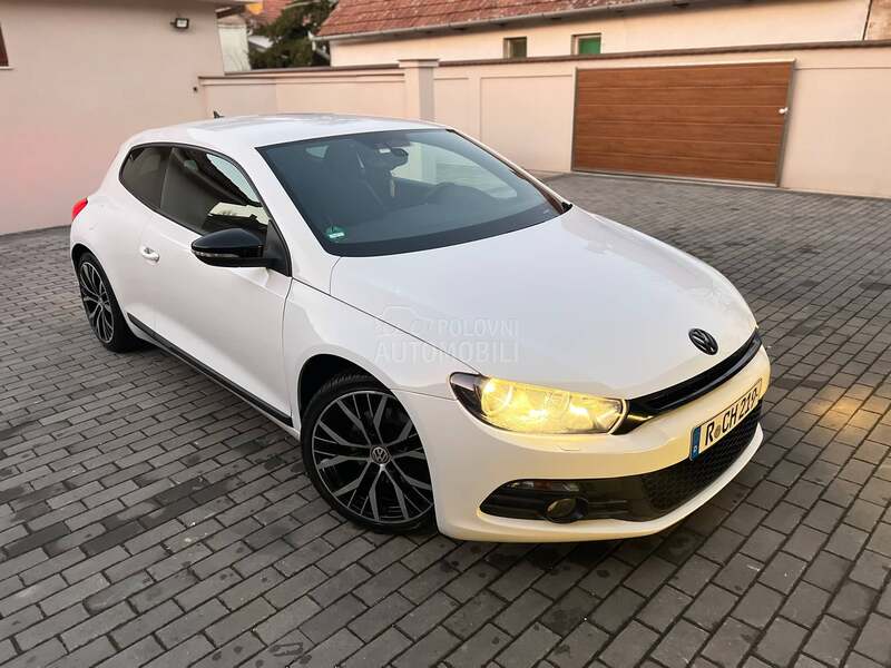 Volkswagen Scirocco 2.0 TSI DSG