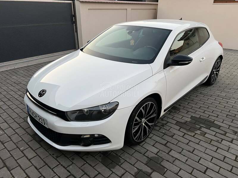 Volkswagen Scirocco 2.0 TSI DSG