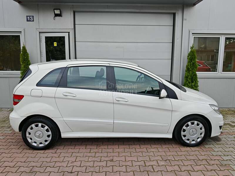 Mercedes Benz B 180 CDI  109 ps /AUTOM /