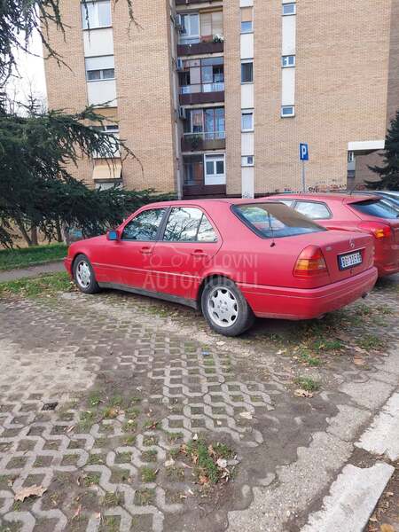 Mercedes Benz C 180 