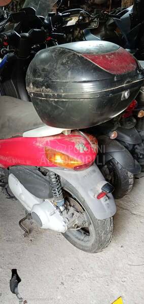 Peugeot Looxor 125cc