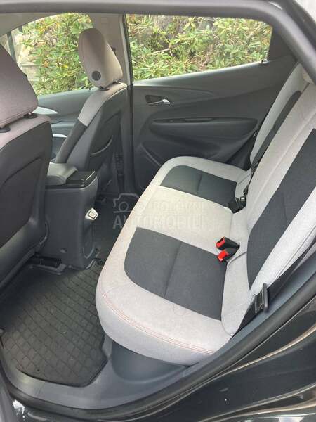 Opel Ampera 