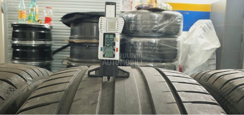 Michelin 255/40 R21 Letnja