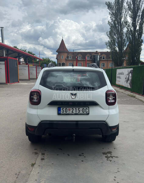 Dacia Duster 1.6 SCE ESSENTIAL
