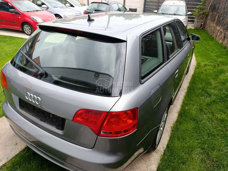 Audi A4 2.0 tdi 4 x 4 S-LINE